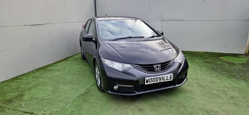 Used Honda Civic ES 118 HP (86 kW) 2013 Black Hatchback
