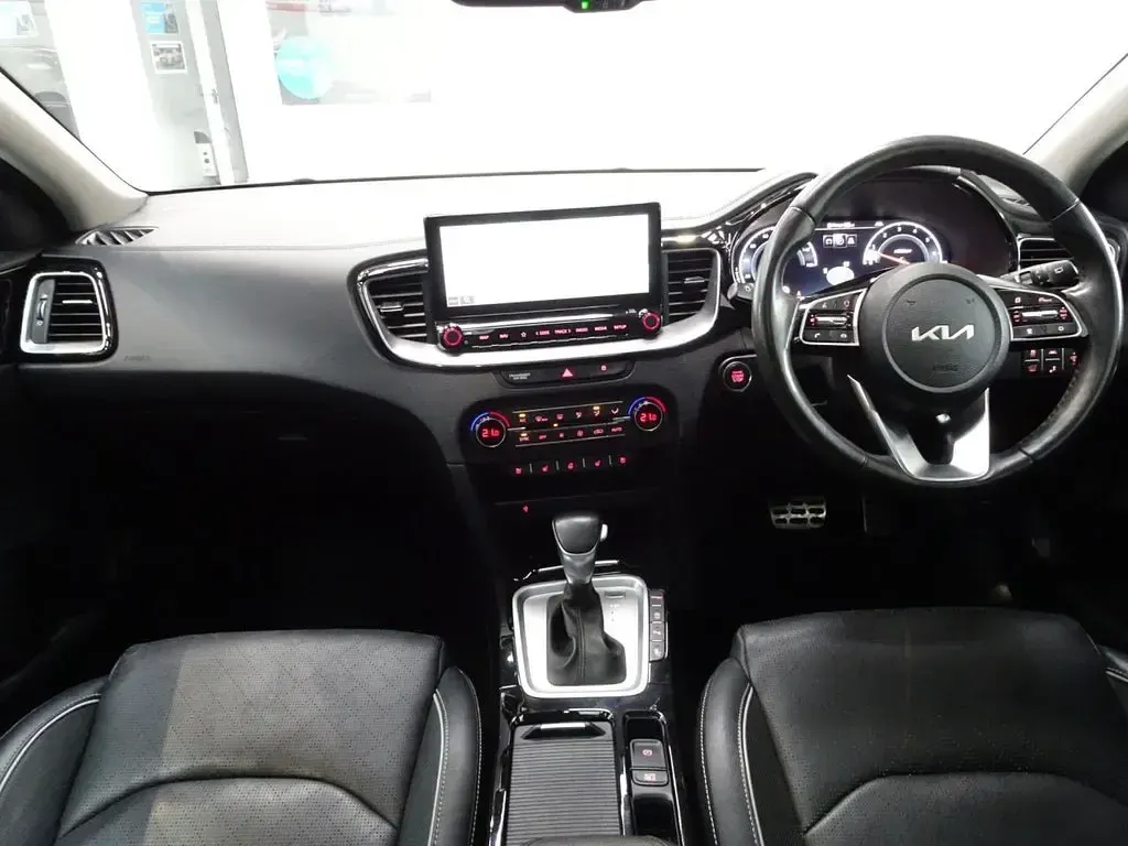 Used Kia XCeed 158 HP (116 kW) 2021 Yellow SUV