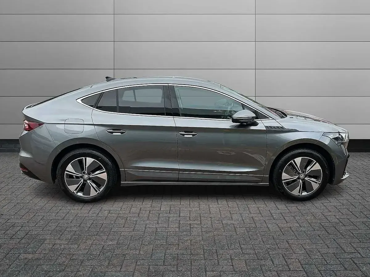 Used Skoda Enyaq iV 154 kW (210 HP) 2024 Graphite grey metallic SUV