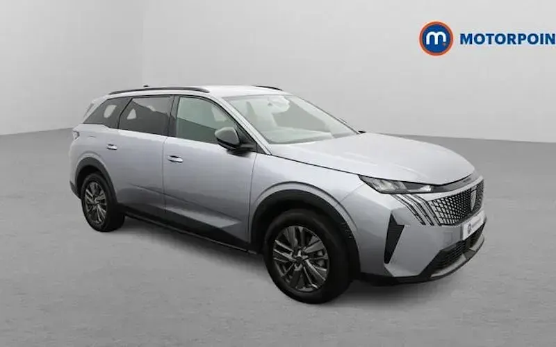 Used Peugeot 5008 Allure 145 HP (106 kW) 2025 SUV
