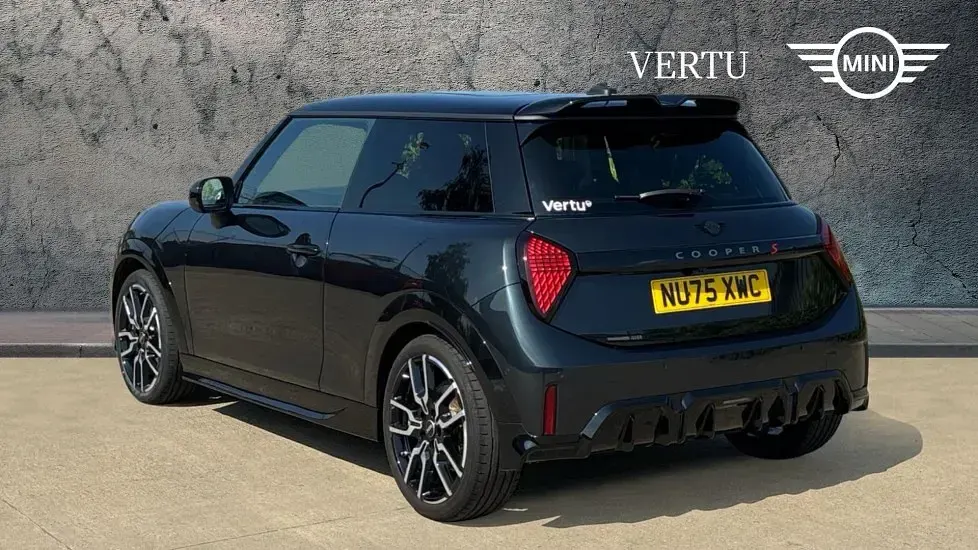 Used Mini Cooper S Hatch 201 HP (147 kW) 2025 Grey Hatchback