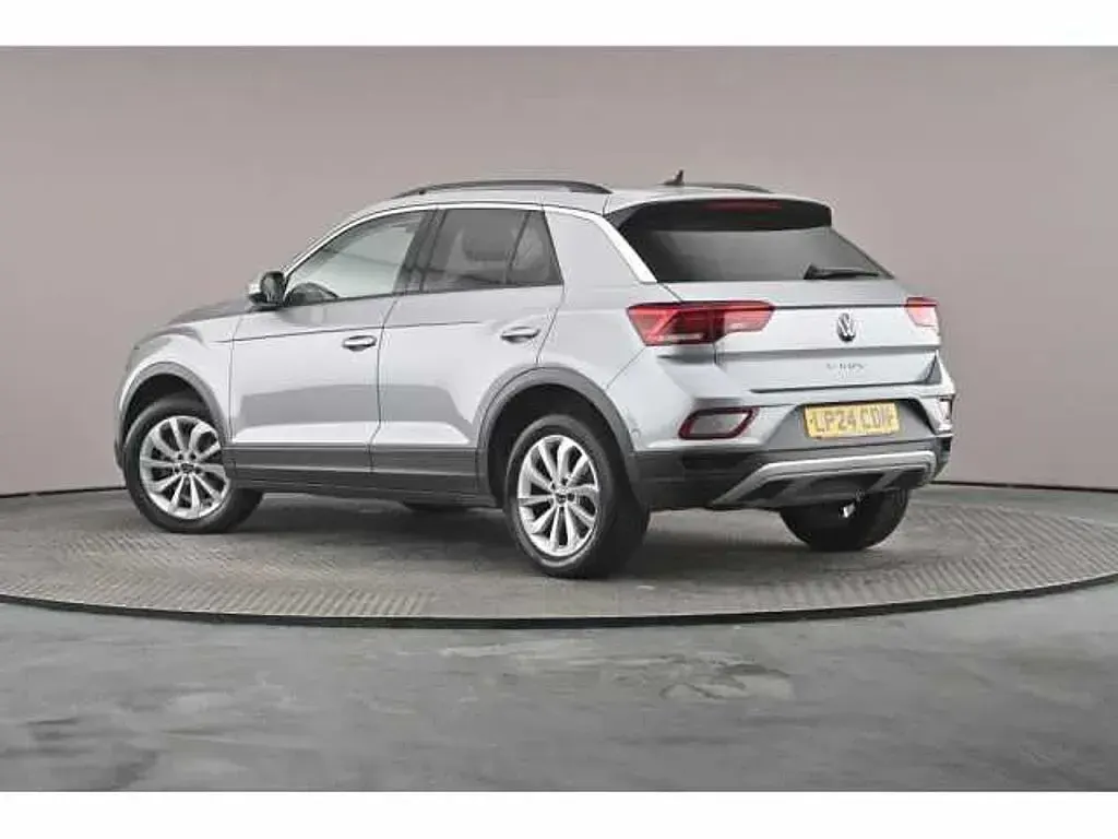 Used VW T-Roc 150 HP (110 kW) 2024 SUV