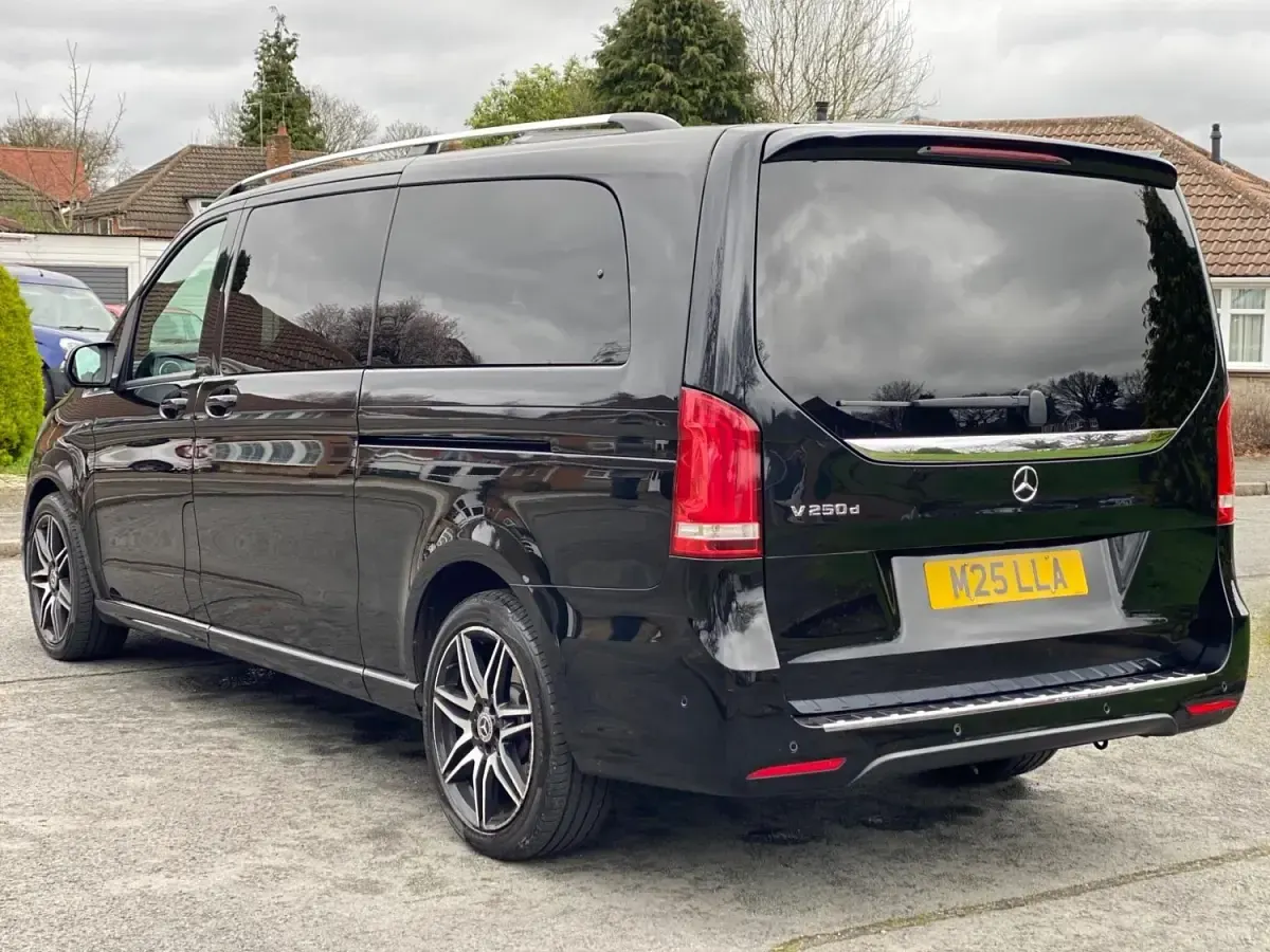 Usado Mercedes V250 AMG line 2018 Preto Monovolume