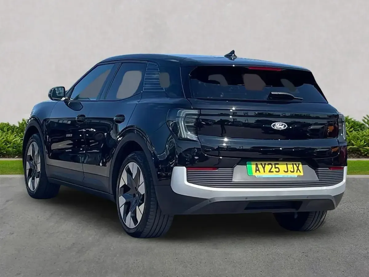 Used Ford Explorer Extended Range 210 kW (286 HP) 2025 Black SUV
