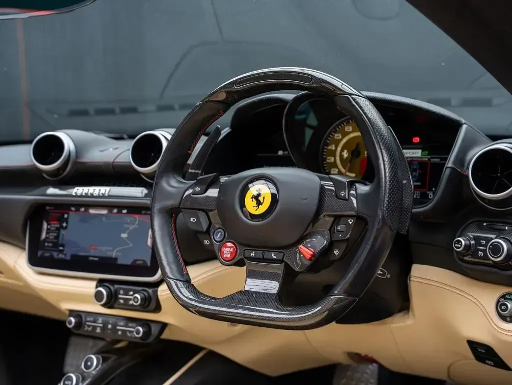 Used Ferrari Portofino 600 HP (441 kW) 2019 Red Cabriolet