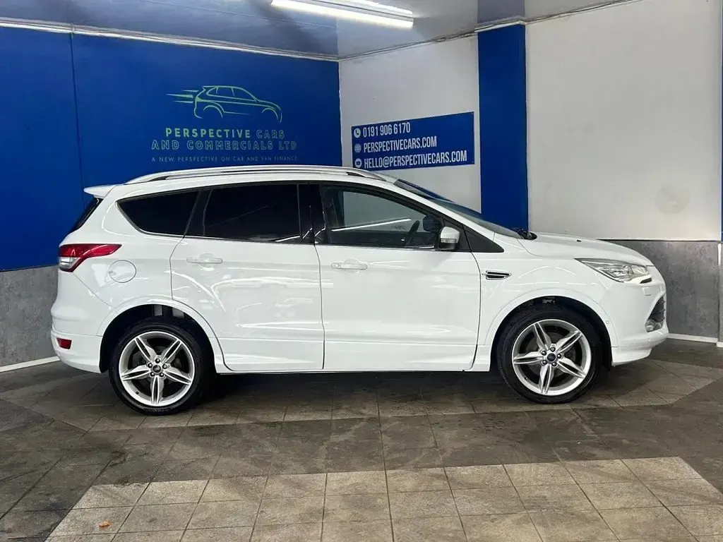 Used Ford Kuga Titanium X 180 HP (132 kW) 2016 White SUV