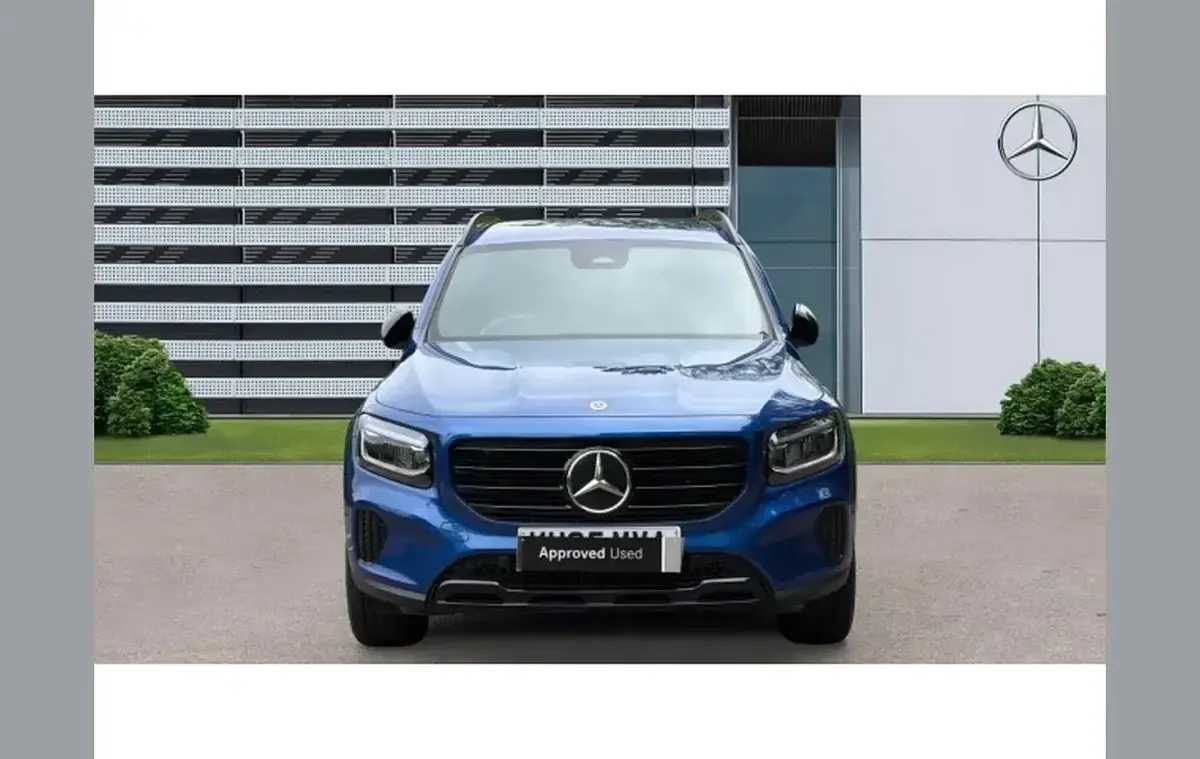 Used Mercedes GLB200 Executive 161 HP (118 kW) 2025 Blue SUV