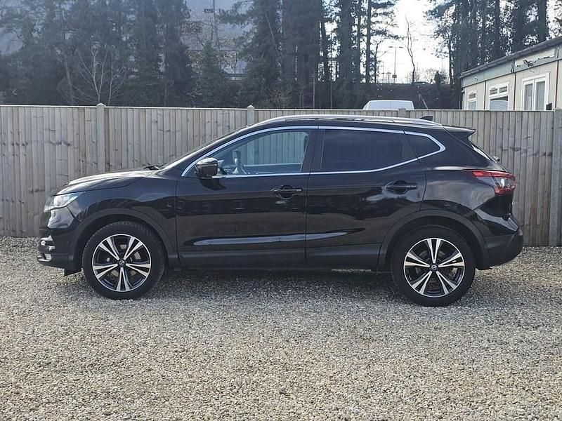 Used Nissan Qashqai N-Connecta 140 HP (102 kW) 2019 Black SUV