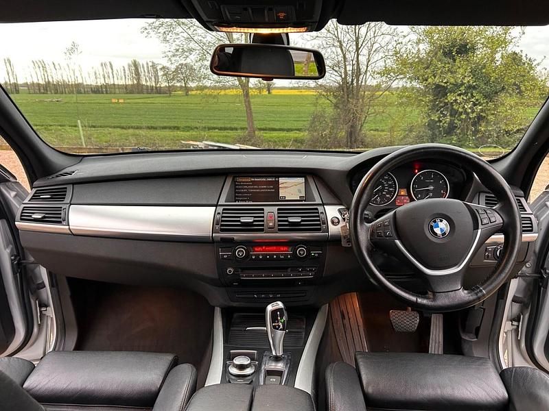 Usado BMW X5 Impressive 2008 Prateado SUV