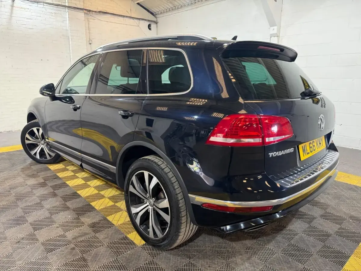 Usado VW Touareg R-line 262 HP (192 kW) 2016 Azul SUV