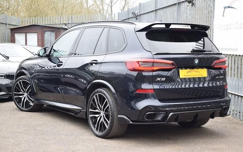 Used BMW X5 M Sport 265 HP (194 kW) 2020 Black SUV