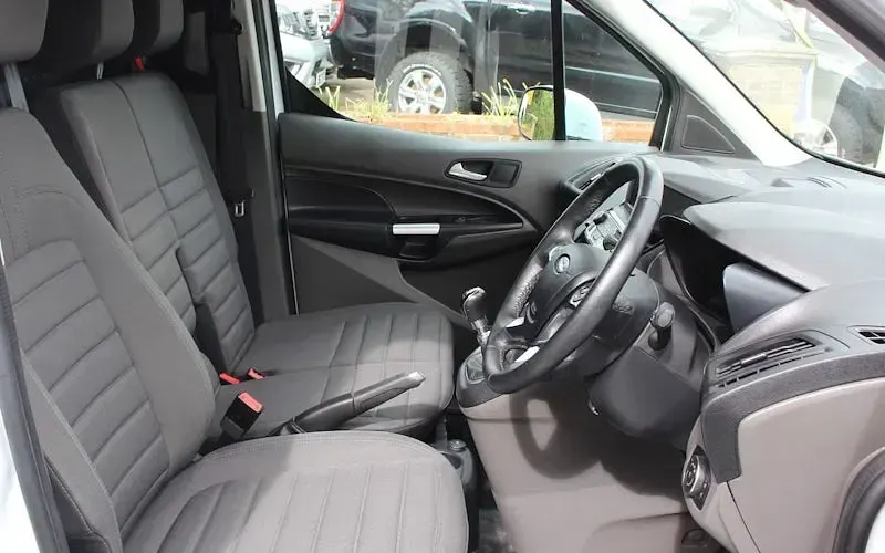 Used Ford Transit Limited 101 HP (74 kW) 2024 White Van