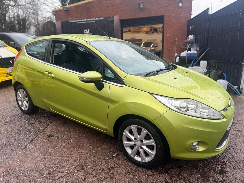 Green Used 2009 Ford Fiesta Zetec Hatchback | £1,847 (Fair price) - Image 1/4