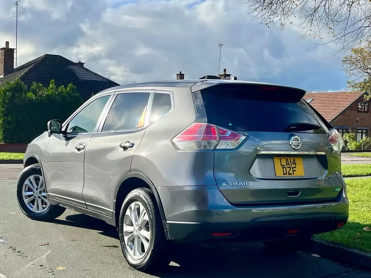 Used Nissan X-Trail S 144 HP (105 kW) 2017 Grey SUV