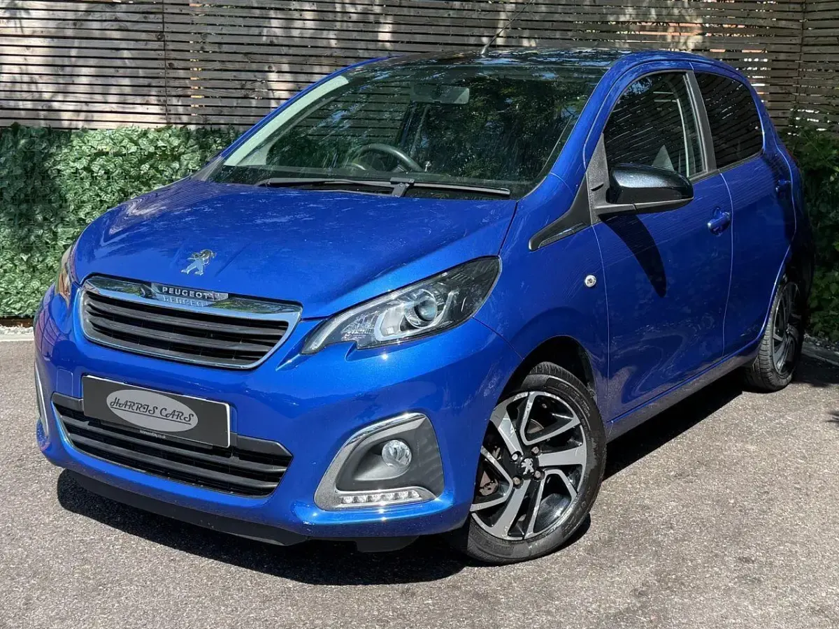 Used Peugeot 108 Allure 72 HP (52 kW) 2020 Blue Hatchback