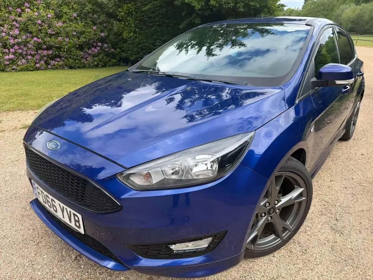 Used Ford Focus ST-Line 2016 Blue Hatchback