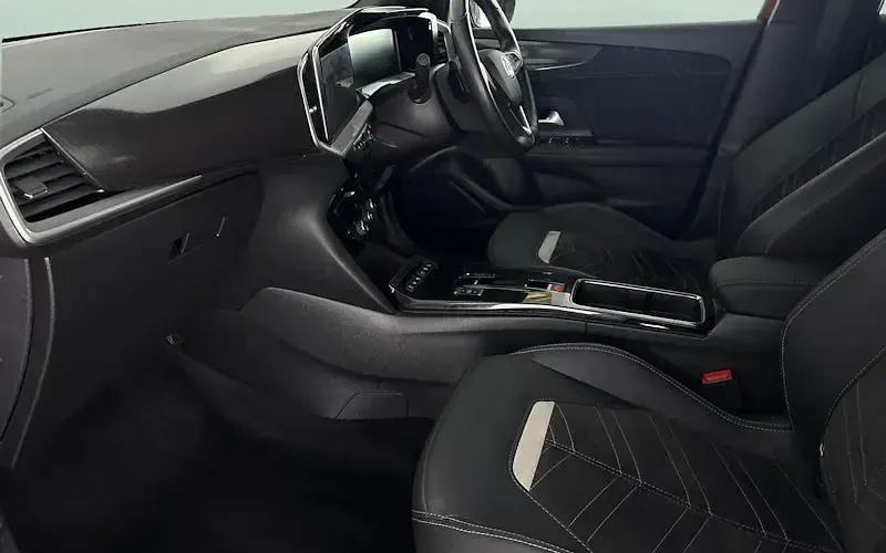 Second-hand Vauxhall Mokka Ultimate 131 CP (96 kW) 2025 SUV