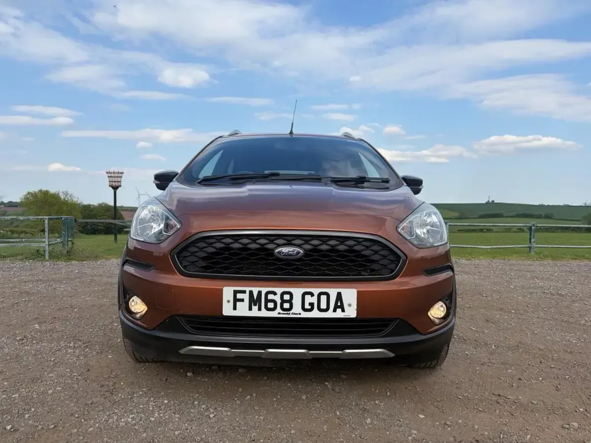 Usado Ford Ka Plus Active 85 HP (62 kW) 2019 Castanho Citadino