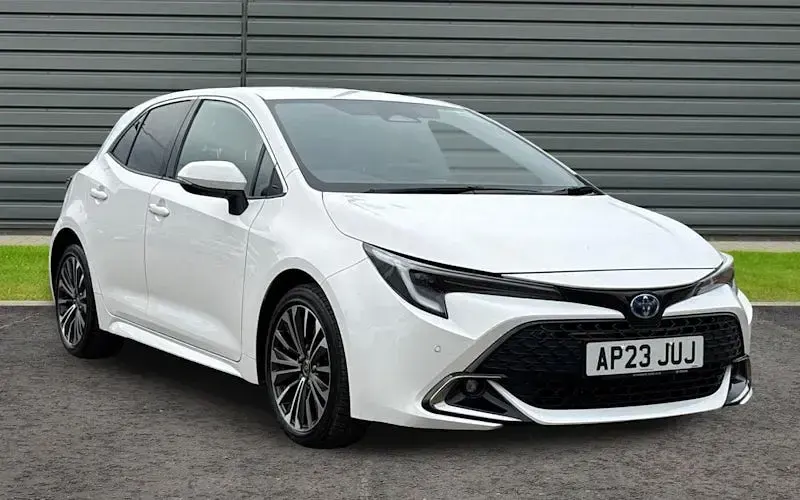Używany Toyota Corolla Design 140 KM (102 kW) 2026 Hatchback