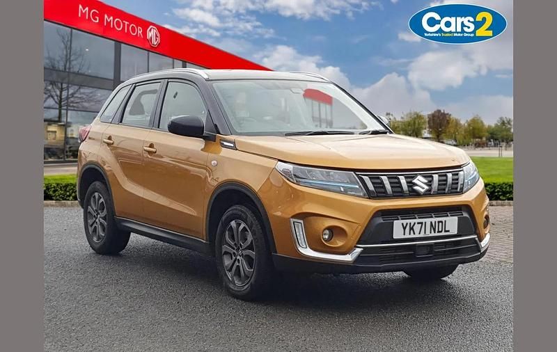 Used Suzuki Vitara SZ4 127 HP (93 kW) 2022 Yellow SUV