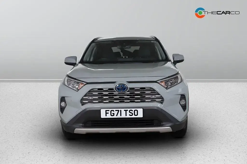 Usado Toyota RAV4 Design 2021 Verde Carrinha