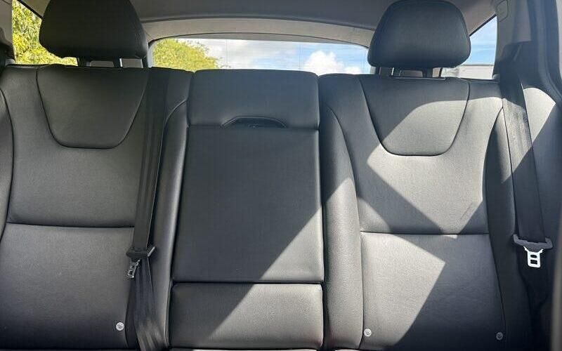 Used Volvo V60 CC 190 HP (139 kW) 2017 Estate