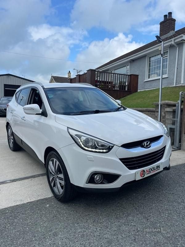 White Used 2013 Hyundai ix35 Premium SUV | £4,950 (Fair price) - Image 1/4