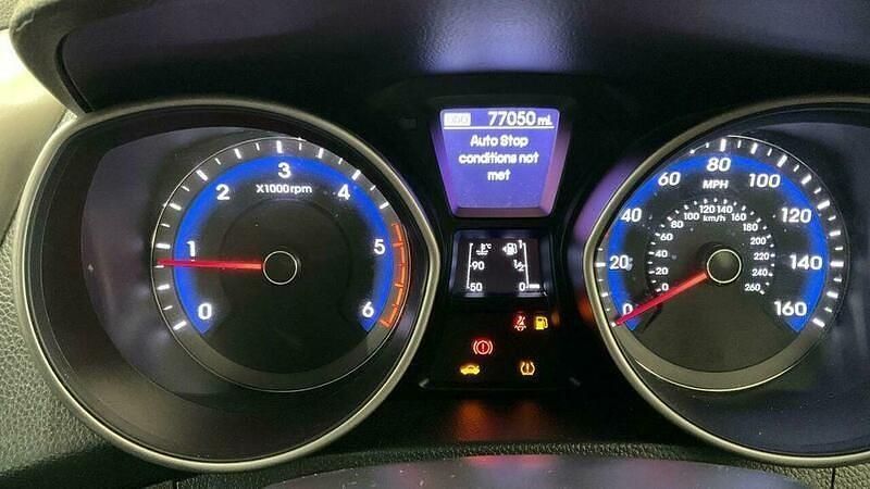 Used Hyundai i30 SE 110 HP (80 kW) 2015 Grey Hatchback