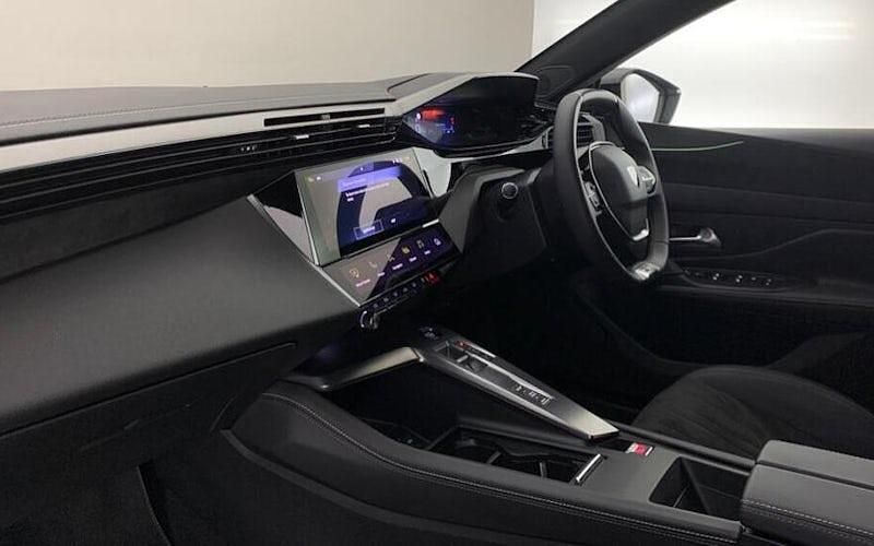 Used Peugeot e-308 GT 114 kW (156 HP) 2024 White Hatchback