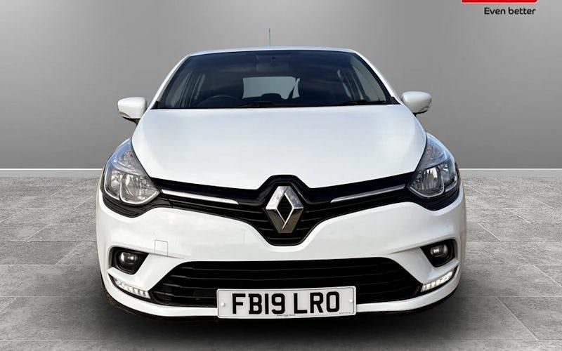 Used Renault Clio IV Play 76 HP (55 kW) 2019 Hatchback