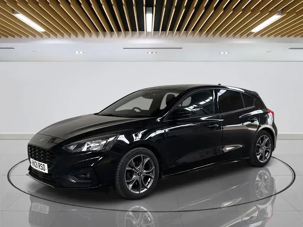 Used Ford Focus ST-Line 120 HP (88 kW) 2021 Black Hatchback