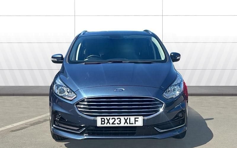Usado Ford S-MAX Titanium 190 HP (139 kW) 2022 Azul Monovolume
