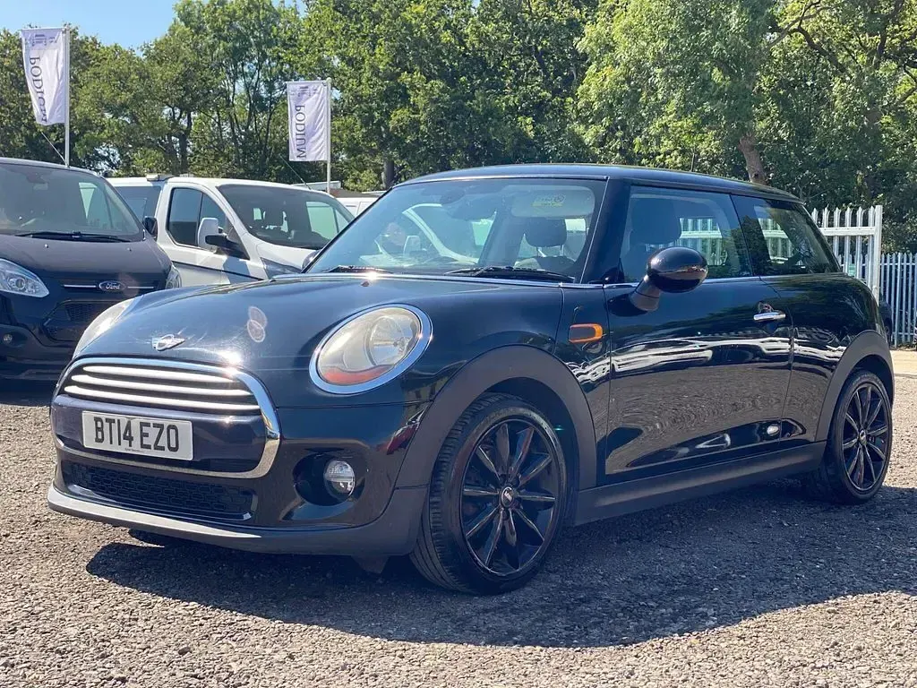 Used Mini Cooper Hatch 136 HP (100 kW) 2014 Black Hatchback