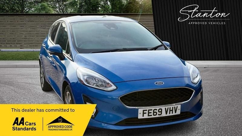 Usado Ford Fiesta Trend 85 HP (62 kW) 2019 Azul Citadino