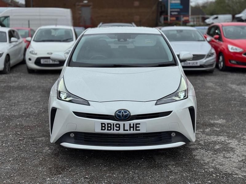 Usado Toyota Prius Active 122 HP (89 kW) 2025 Branco Citadino