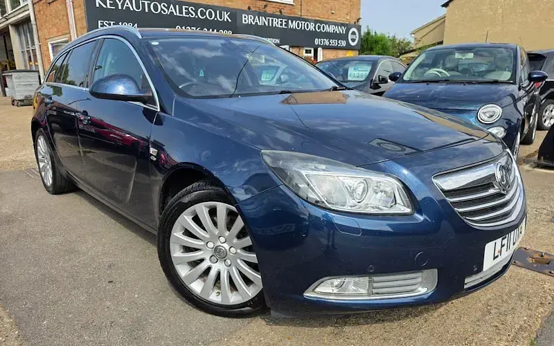 Used Vauxhall Insignia Sport 136 HP (100 kW) 2011 Hatchback