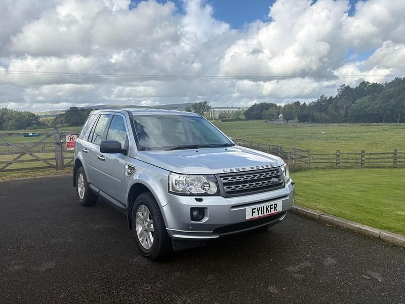 Silver Used 2011 Land Rover Freelander 2 SUV | £5,994 (Good price) - Image 1/4