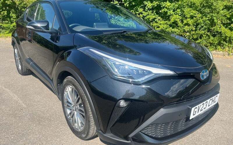 Used 2022 Toyota C-HR SUV | £23,395 (Fair price) - Image 1/4