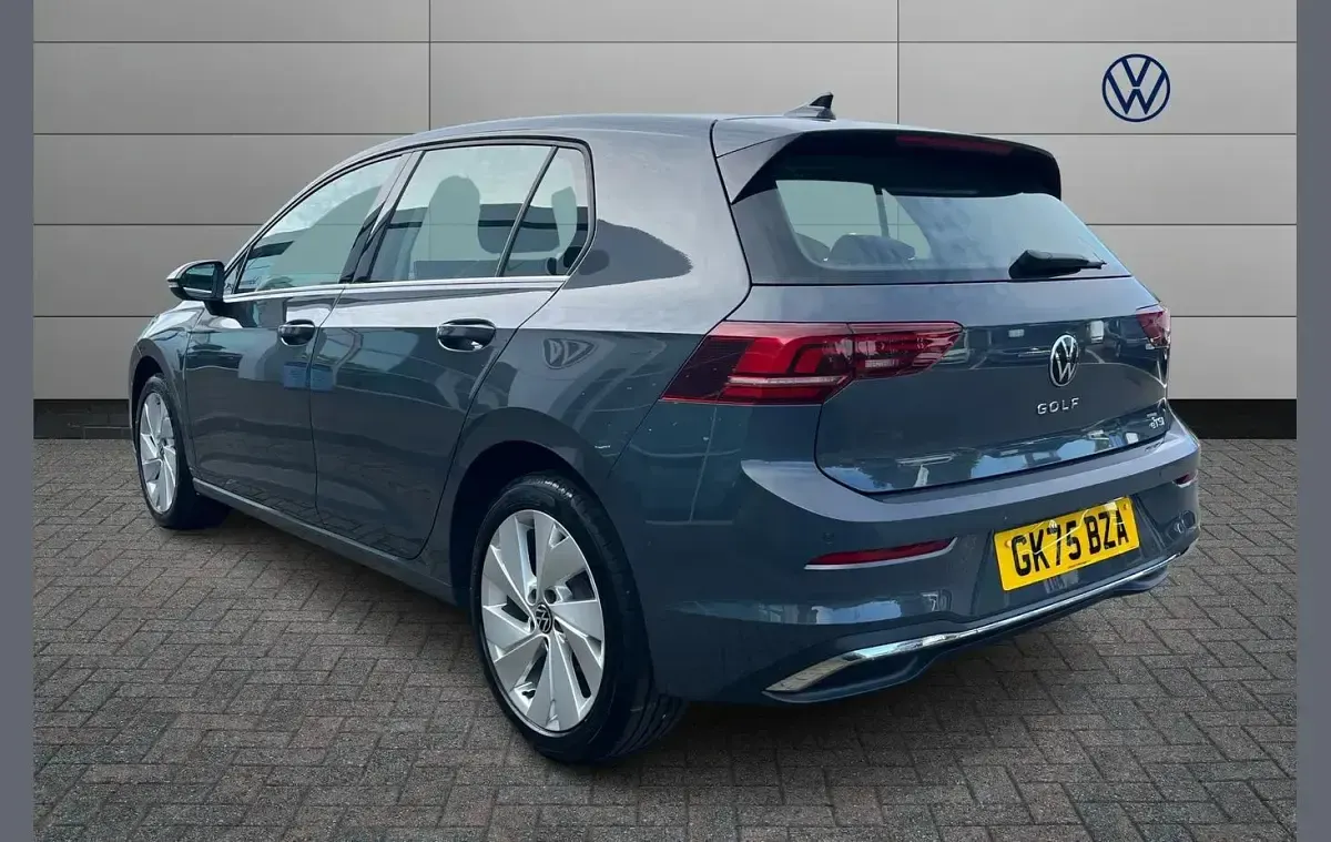Used VW Golf VIII Style 147 HP (108 kW) 2025 Grey Hatchback