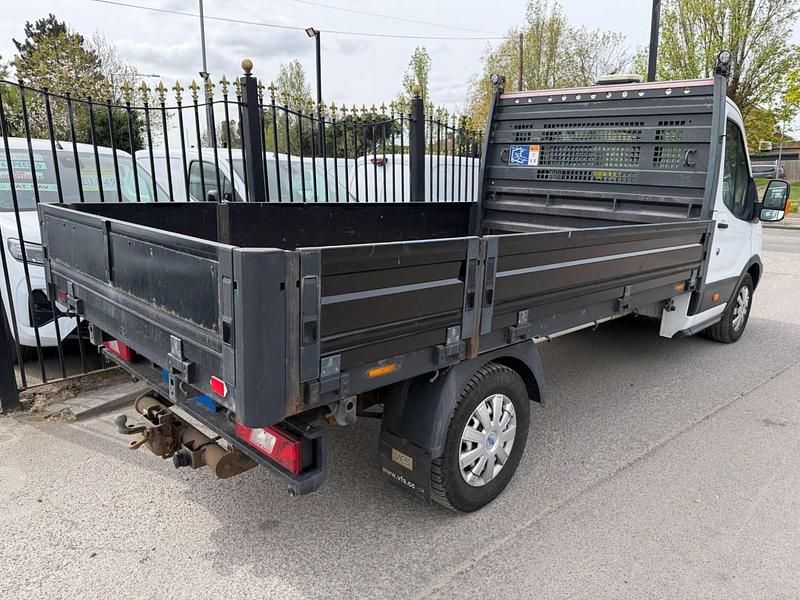 Begagnad Ford Transit S 130 HK (95 kW) 2019 Vit Cab