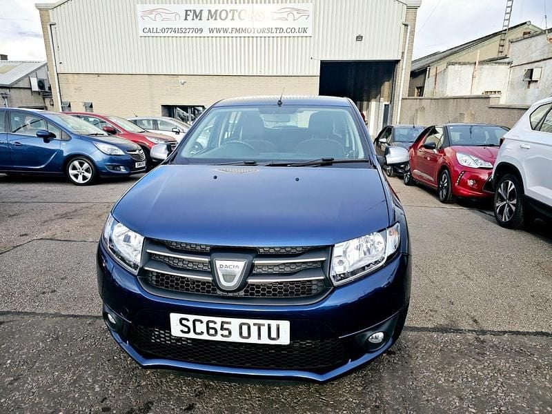 Blue Used 2015 Dacia Sandero Lauréate Hatchback | £4,495 (Good price) - Image 1/4