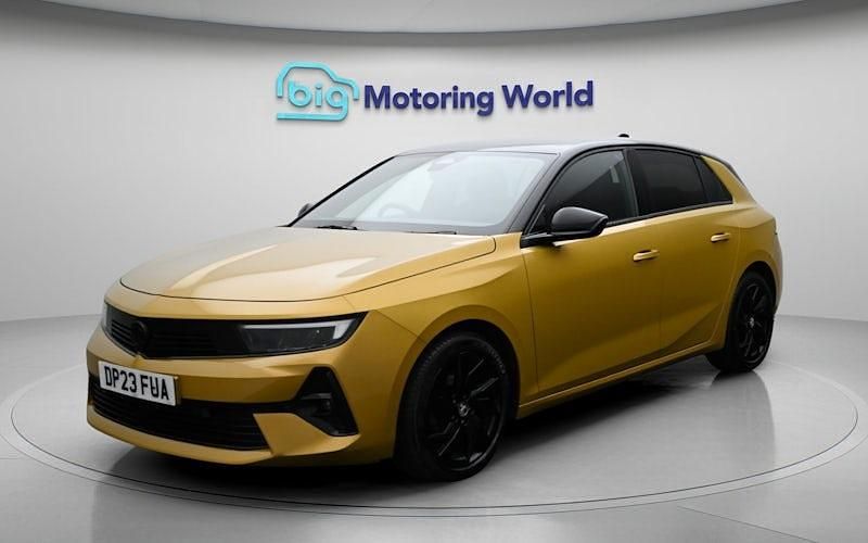 Begagnad Vauxhall Astra 131 HK (96 kW) 2026 Halvkombi