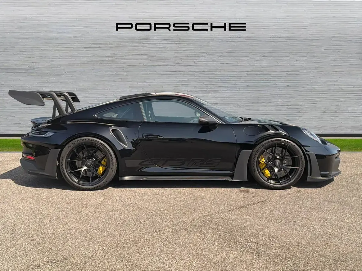Used Porsche 911 GT3 RS 525 HP (386 kW) 2024 Black Coupe