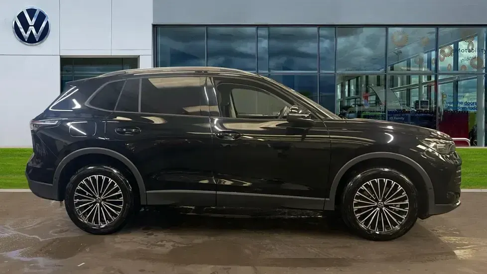 Used VW Tiguan Match 204 HP (150 kW) 2025 Grenadilla black metallic SUV