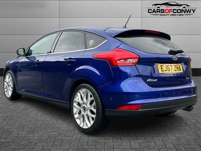 Used Ford Focus Titanium X 182 HP (133 kW) 2017 Blue Hatchback
