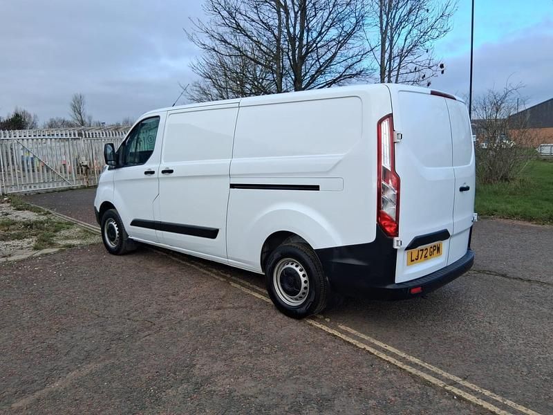 Used Ford Transit Custom 130 HP (95 kW) 2023 White Van