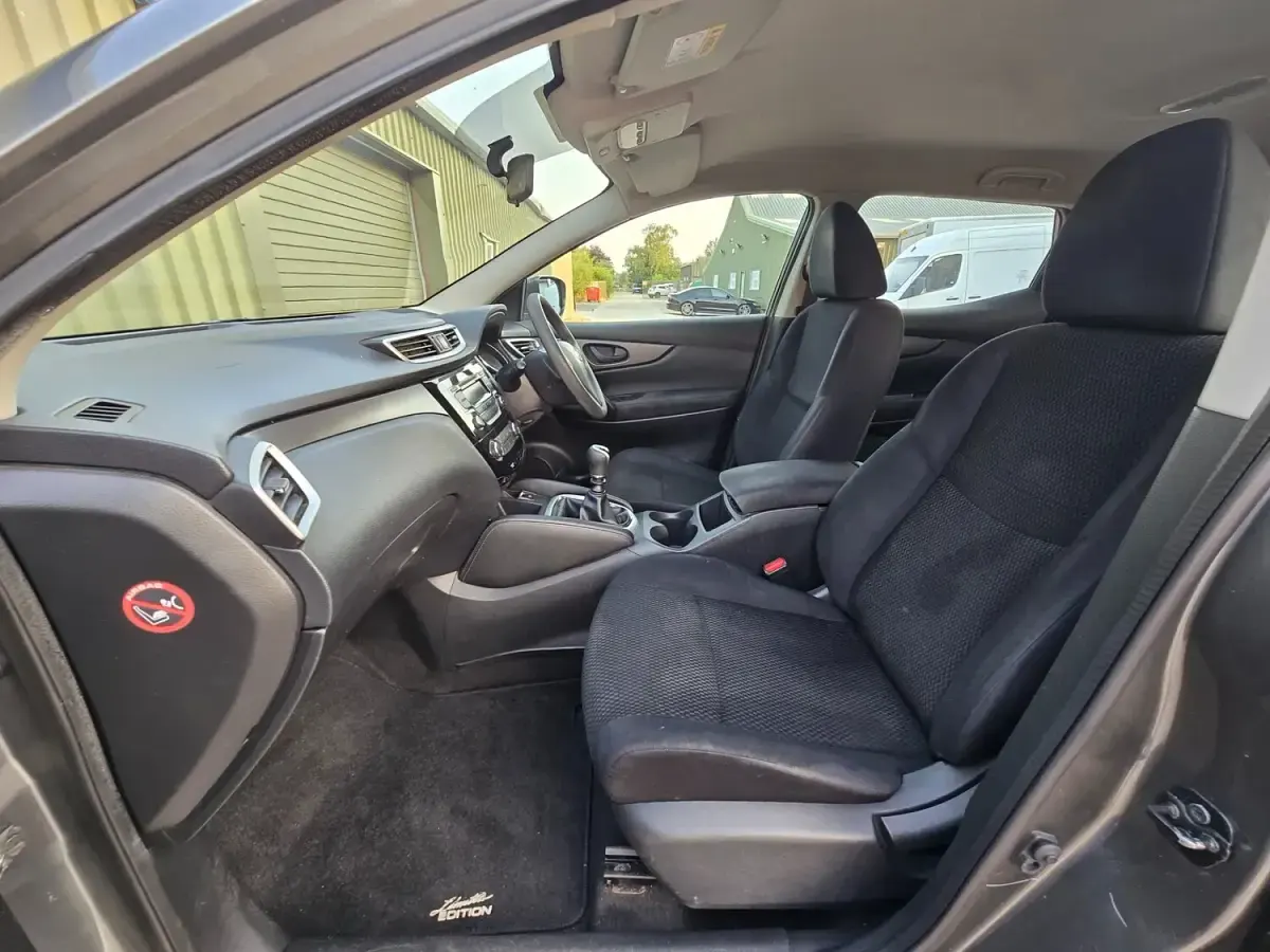 Used Nissan Qashqai Visia 2016 Grey SUV