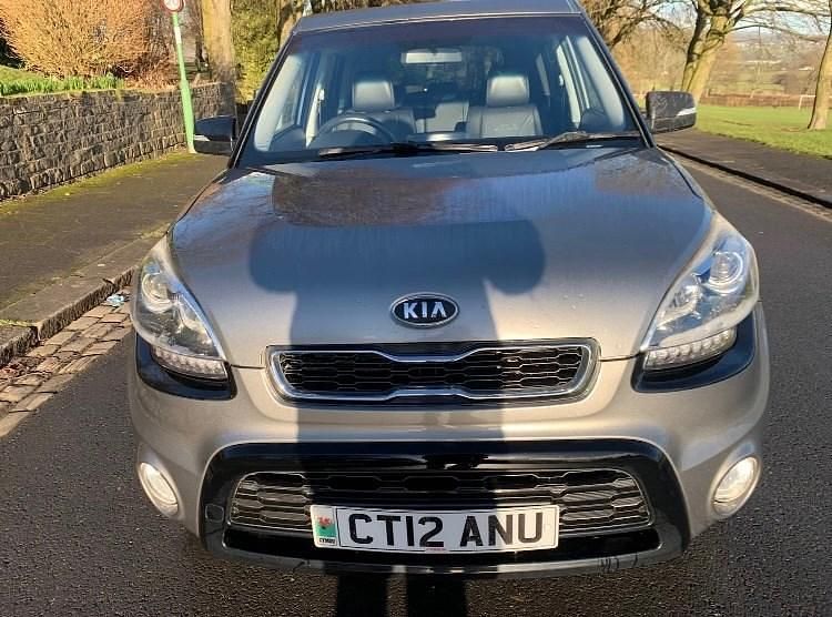 Used Kia Soul 126 HP (92 kW) 2012 Silver SUV