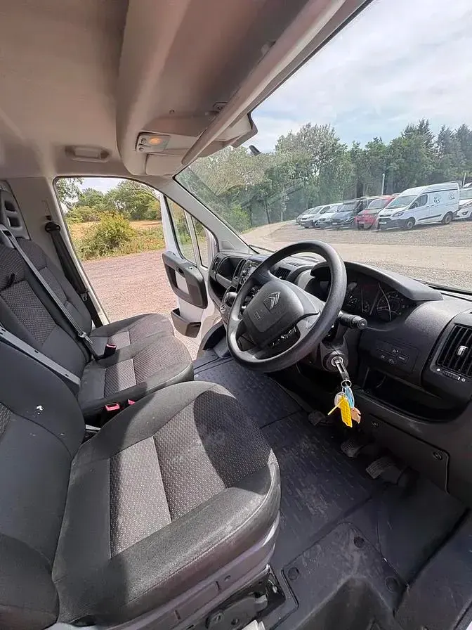 Used Citroën Relay 160 HP (117 kW) 2019 White Van