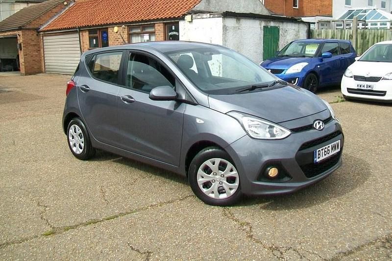 Grey Used 2016 Hyundai i10 SE Hatchback | £9,495 (Fair price) - Image 1/1